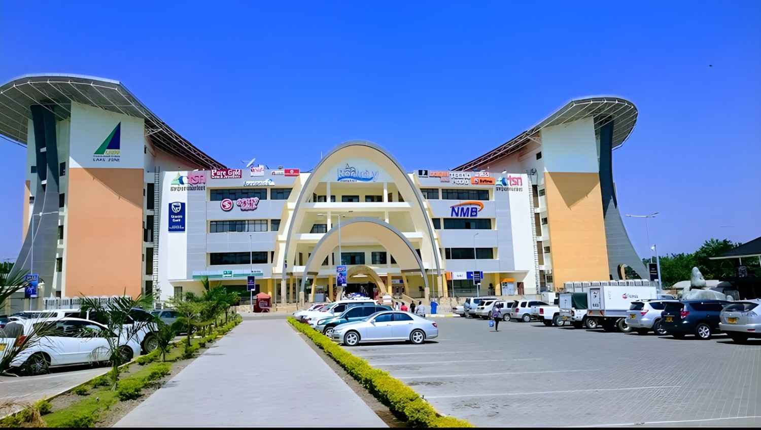 Office complex deep cleaning project
